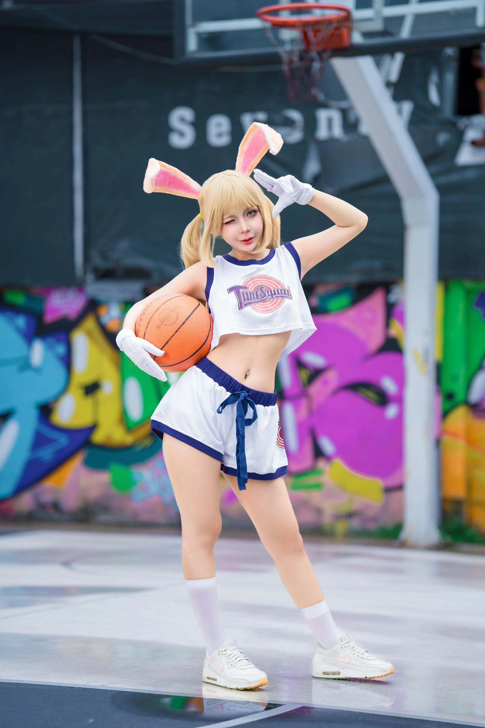 Umeko J - NO.109 Lola Bunny 3